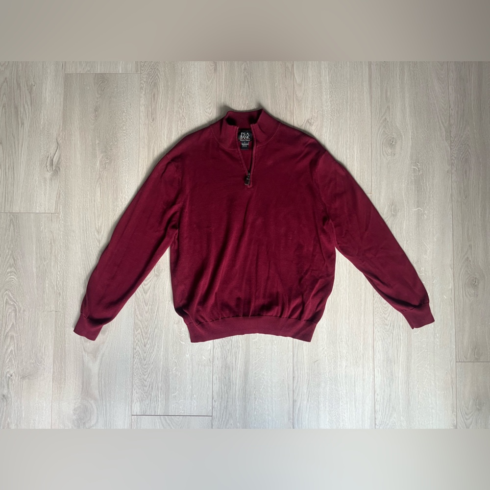 Jos. A. Bank, Dark Red quartzip! Size L